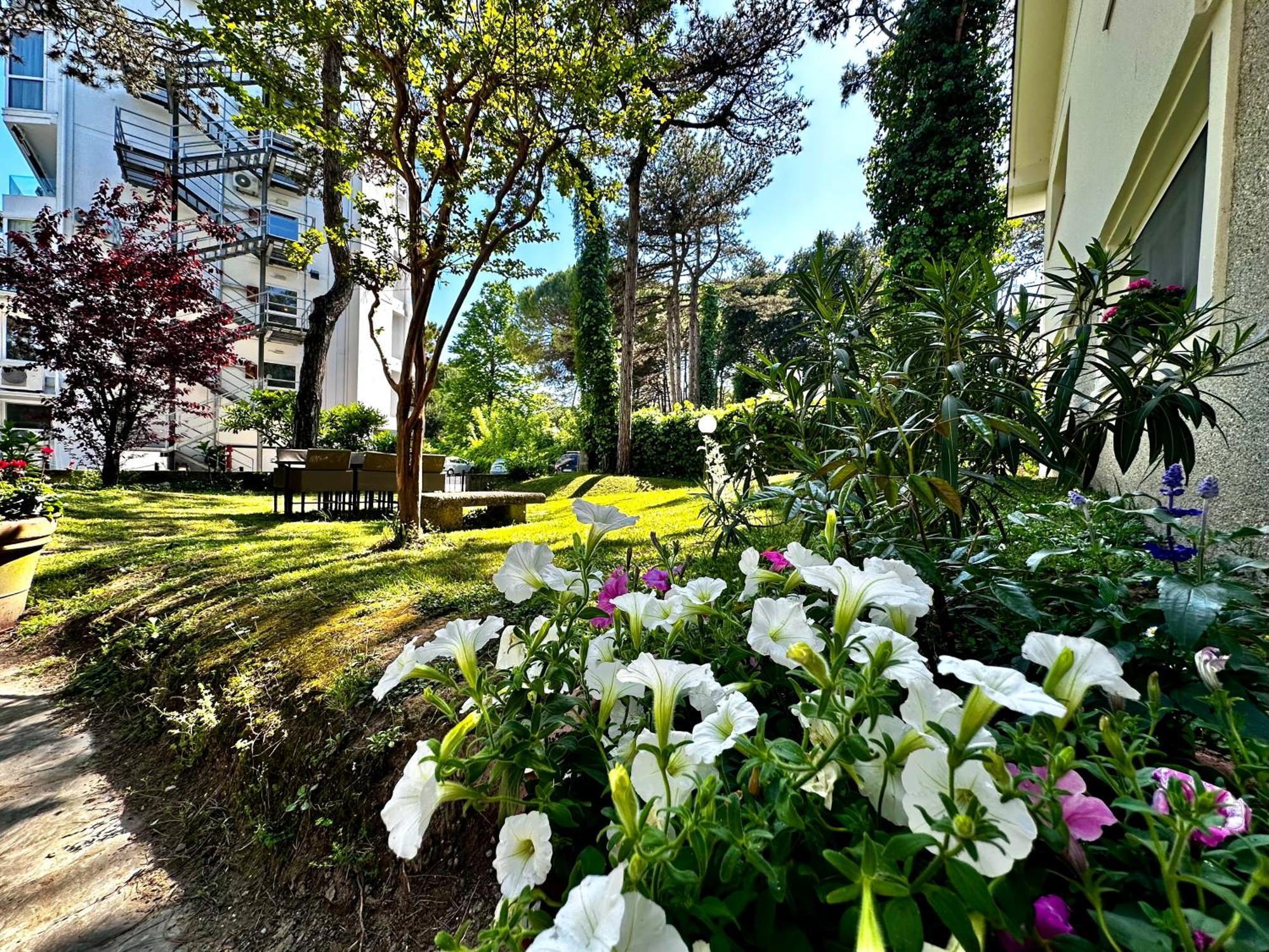 Villa Greif Pineta Lignano Sabbiadoro Zewnętrze zdjęcie