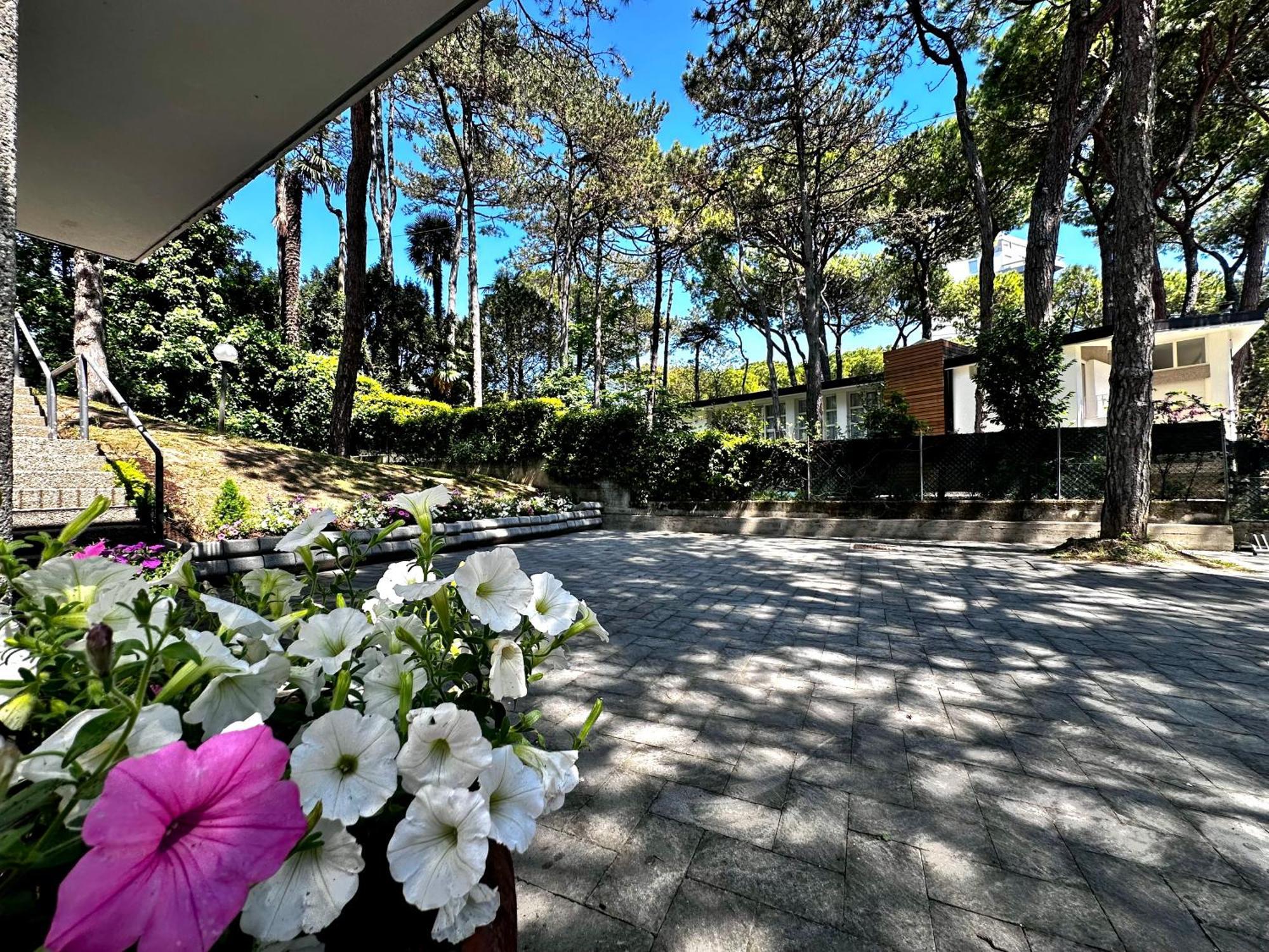 Villa Greif Pineta Lignano Sabbiadoro Zewnętrze zdjęcie